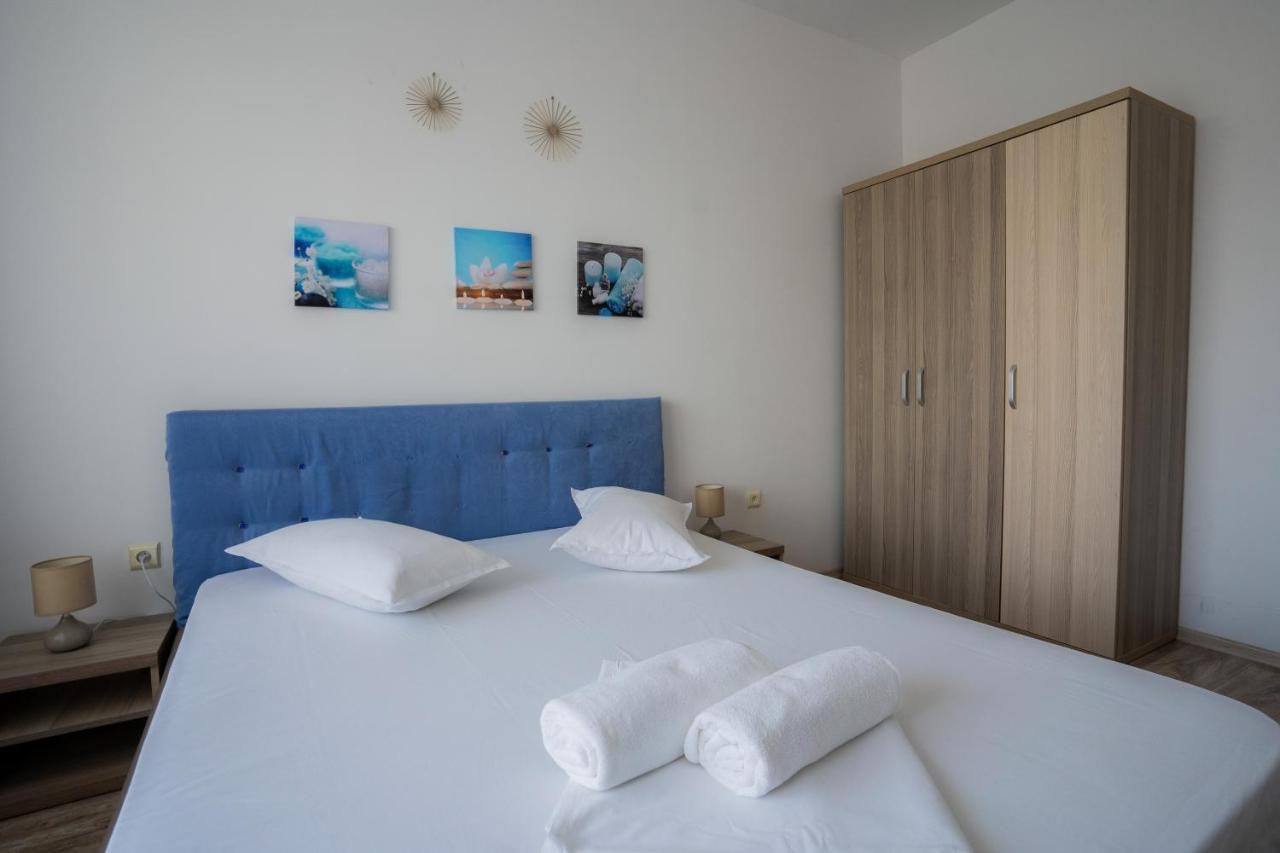Summerland Sea-View Luxury Apartment Мамая Экстерьер фото
